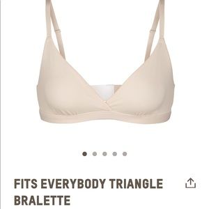 Skims fit everybody bra (Size Medium)